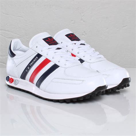 Jual Adidas La Trainer .